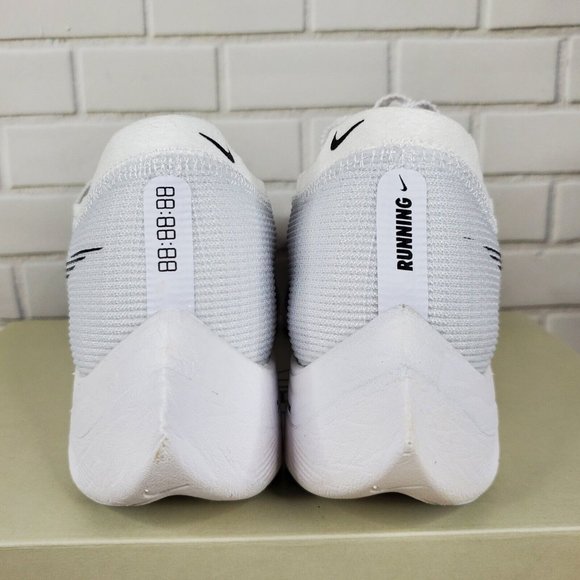 Nike ZoomX Vaporfly Next% 2 White Metallic Silver CU4111-100. - Picture 5 of 7
